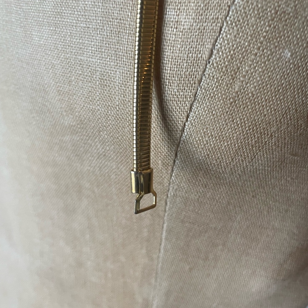 Elegant Gold Women's Belt - Picture 8 of 9